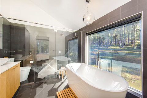 Nine Steps - Hervey Bay Accommodation 2