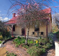 Ripon Cottage - Hervey Bay Accommodation