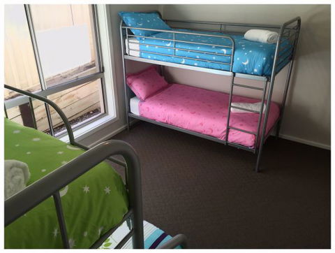 Adore 6 Villa - Tourism Hervey Bay 8