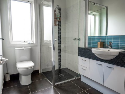 Alice's Palace Ocean Grove - Hervey Bay Accommodation 8
