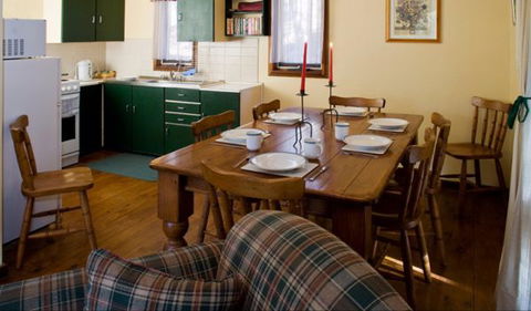 Arch Cottage - Hervey Bay Accommodation 0