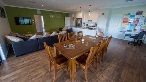 Barossa Family Holiday Home - Hervey Bay Accommodation 5