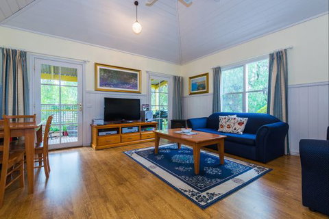 Bendigo Cottages Bed And Breakfast - Tourism Hervey Bay 1