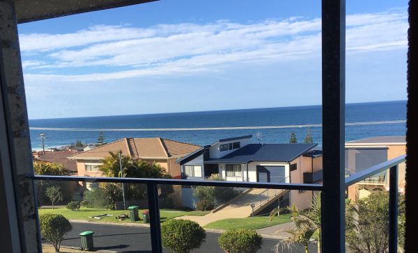 Tinpot ACT Hervey Bay Accommodation