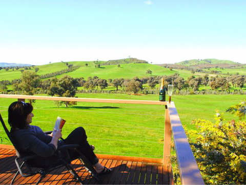 Winton Bethal Accommodation Unit - Hervey Bay Accommodation 1