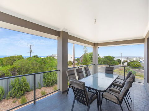 BEAUMONT HOUSE - Hervey Bay Accommodation 2