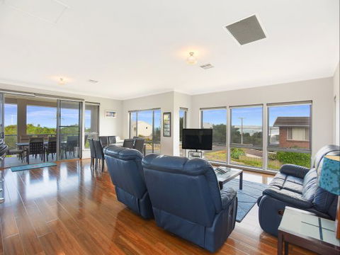 BEAUMONT HOUSE - Hervey Bay Accommodation 3