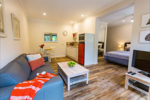 Brantome - Hervey Bay Accommodation 3