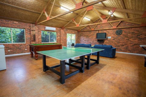 Bright Freeburgh Caravan Park - Hervey Bay Accommodation 2