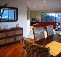 C-Deck Beach House Apartment - Hervey Bay Accommodation