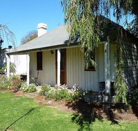 Cameron's Cottage - Hervey Bay Accommodation