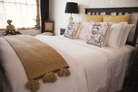 Chiltern Cottage And Indigo Suite - Hervey Bay Accommodation 0