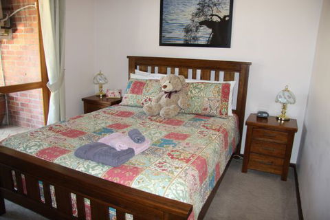 Coranda Lodge B And B - Hervey Bay Accommodation 3