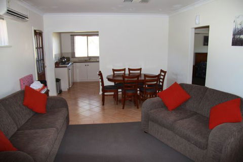 Coranda Lodge B And B - Hervey Bay Accommodation 6