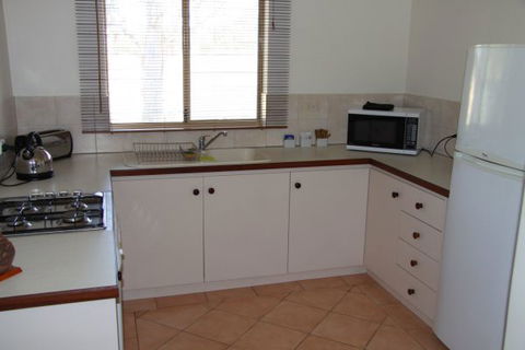 Coranda Lodge B And B - Hervey Bay Accommodation 7
