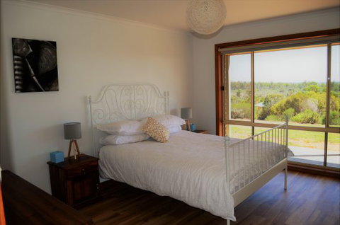 Coongalena View - Hervey Bay Accommodation 6