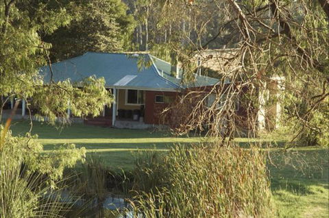 Crystal Springs Homestead - Hervey Bay Accommodation 0