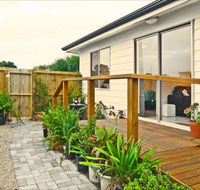 Gumnut Getaway - couples creative art retreat - Hervey Bay Accommodation