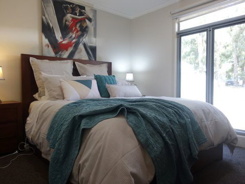 Hemley House - Hervey Bay Accommodation 4