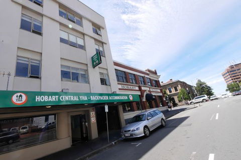 Hobart Central YHA - Hervey Bay Accommodation 8