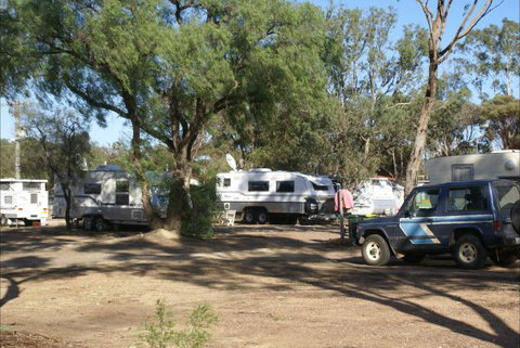 Inglewood Motel And Caravan Park - Hervey Bay Accommodation 0