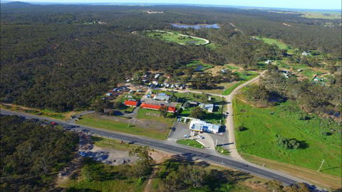 Inglewood Motel And Caravan Park - Hervey Bay Accommodation 2