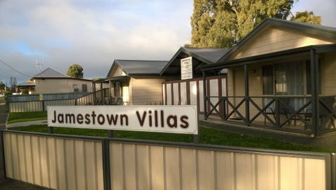 Jamestown Villas - Hervey Bay Accommodation 0
