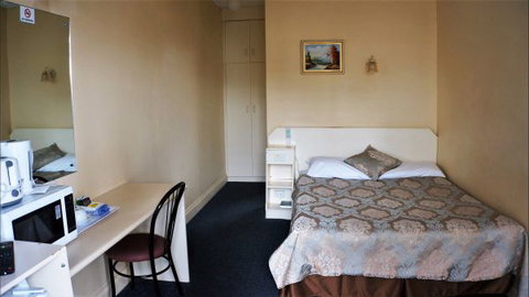 Jacksons Motor Inn - Tourism Hervey Bay 2