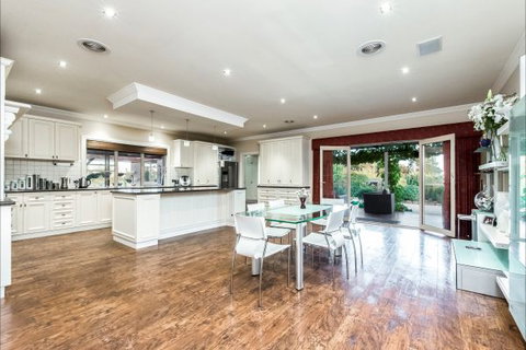 La Bella Vita - Hervey Bay Accommodation 3