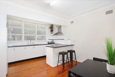 Le Bois Cottage - Hervey Bay Accommodation 3