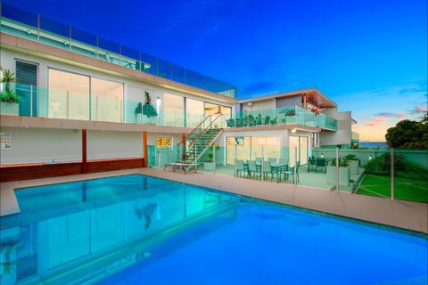 Limelight - Hervey Bay Accommodation 1