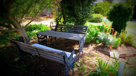The Pig And Whistle - Hervey Bay Accommodation 0