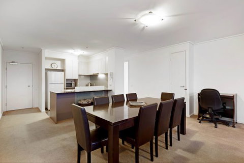 Melbourne Tower Apartment - Hervey Bay Accommodation 4
