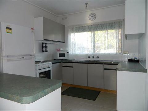 Melaleuca Grove Holiday Units & Motor Inn - Hervey Bay Accommodation 6