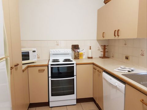 Newcastle Terraces And Apartments - NBC Apartments - Hervey Bay Accommodation 4
