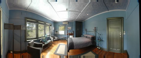 Oakdene Vineyards Guesthouse - Hervey Bay Accommodation 1