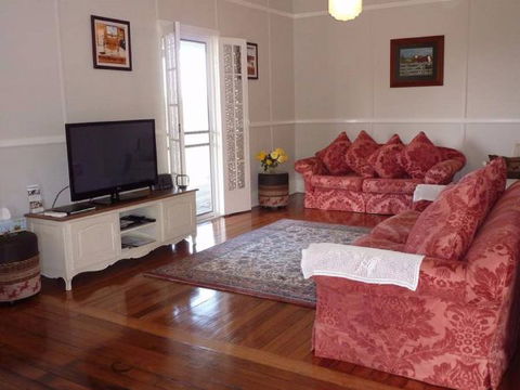 Orangevale At Mount View - Hervey Bay Accommodation 1