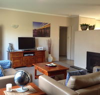Queen Bee - Hervey Bay Accommodation