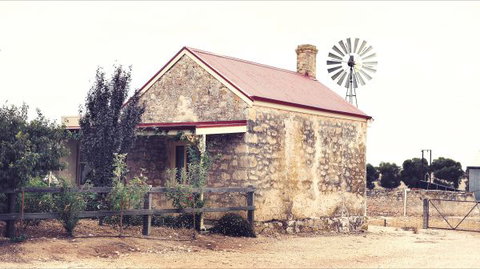 Redwing Farm - Shearers Quarters - Hervey Bay Accommodation 2