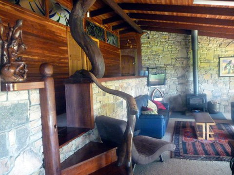 Ridgetop Hideaway - Hervey Bay Accommodation 4