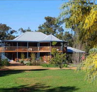 Riverwood Retreat - Hervey Bay Accommodation