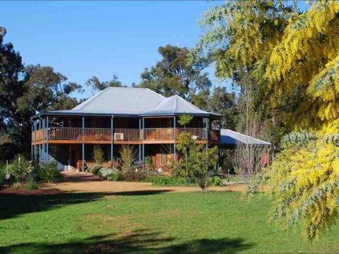 Riverwood Retreat - Hervey Bay Accommodation 0