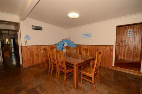 Seahaven Holiday House - Hervey Bay Accommodation 3