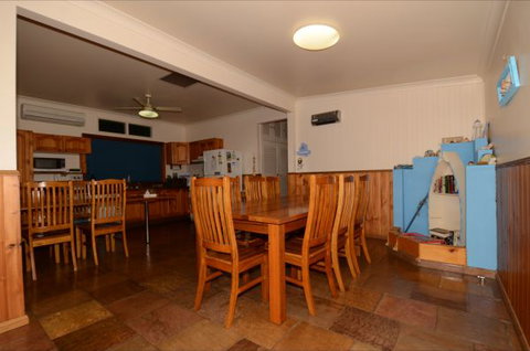 Seahaven Holiday House - Hervey Bay Accommodation 4