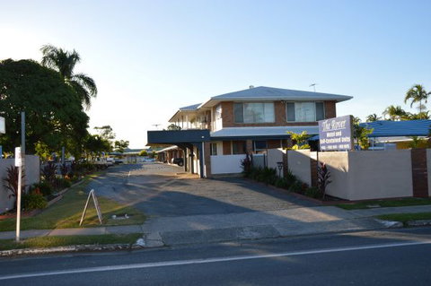 The Rover Holiday Units/Motel - Hervey Bay Accommodation 0