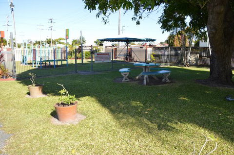 The Rover Holiday Units/Motel - Hervey Bay Accommodation 3