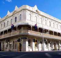 The Melbourne Hotel - Hervey Bay Accommodation