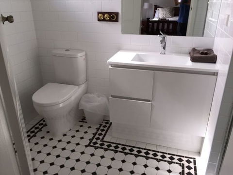 The Corner Hotel Alexandra - Hervey Bay Accommodation 2