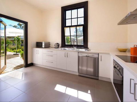 The Scout Hall - Hervey Bay Accommodation 4