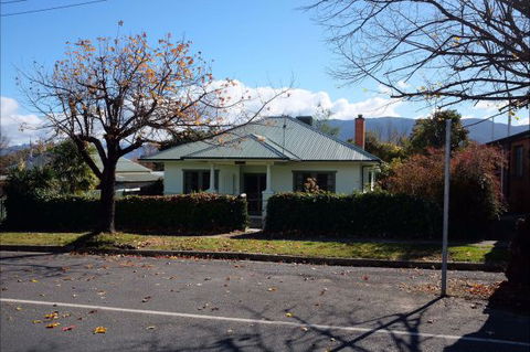 The Croft - Hervey Bay Accommodation 0